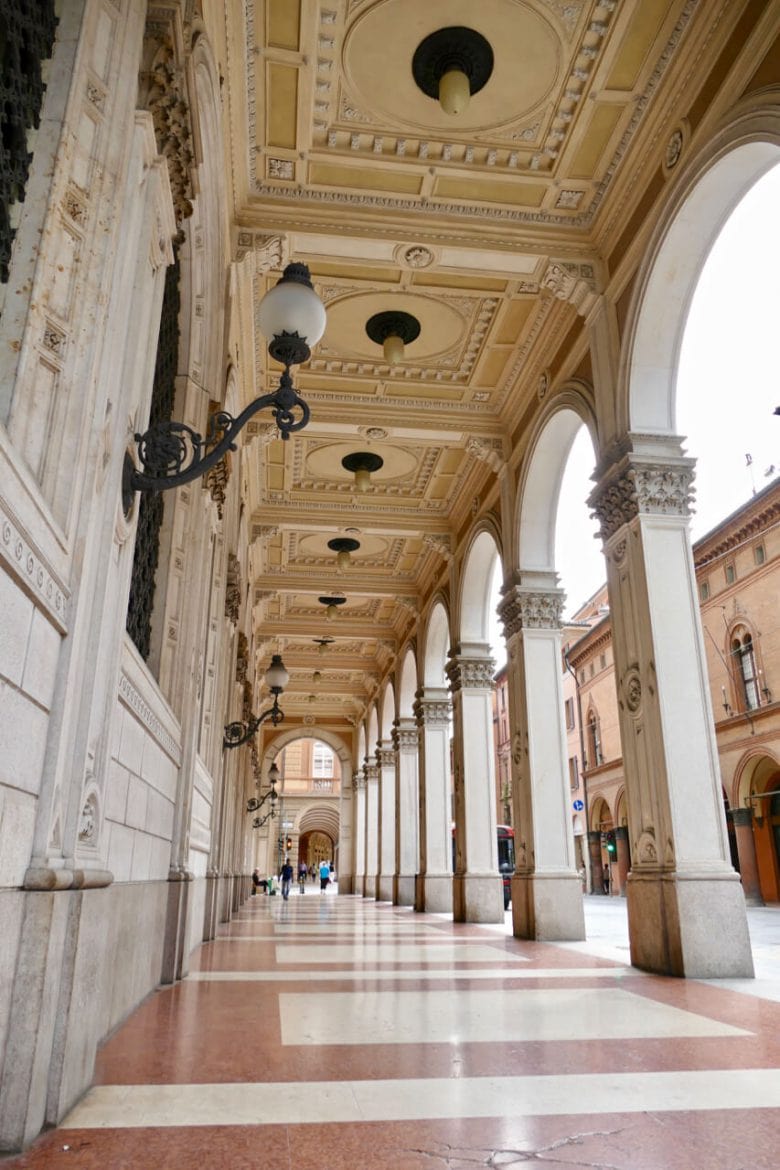 Bologna porticoes