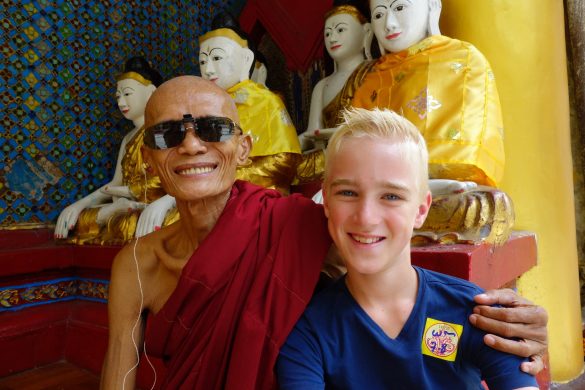 Shwedagon Pagoda Yangon