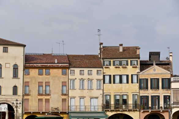 Padua Italy houses