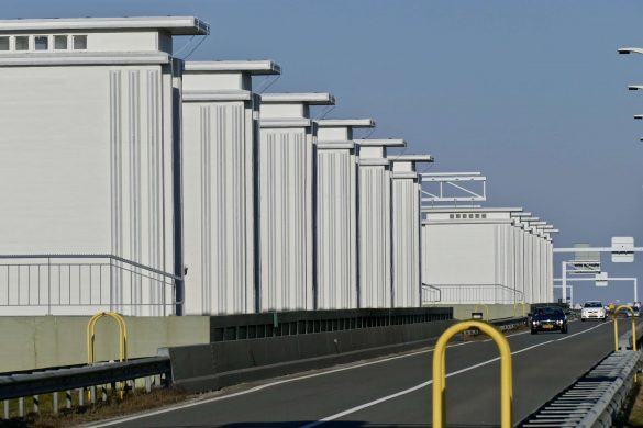 Stevinsluizen Afsluitdijk