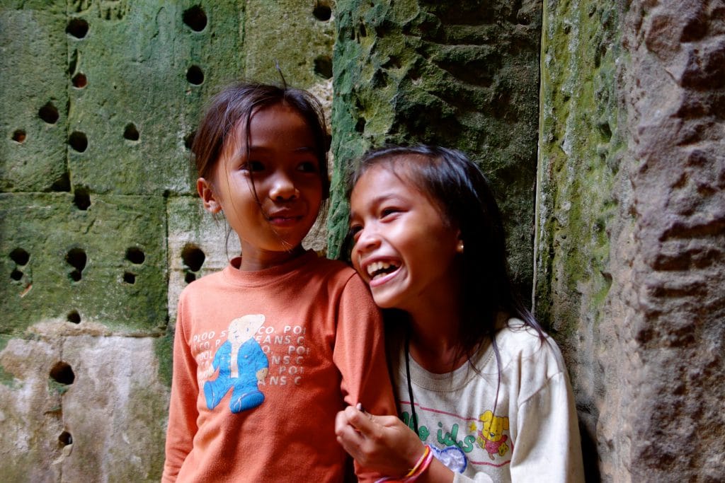 kids angkor wat