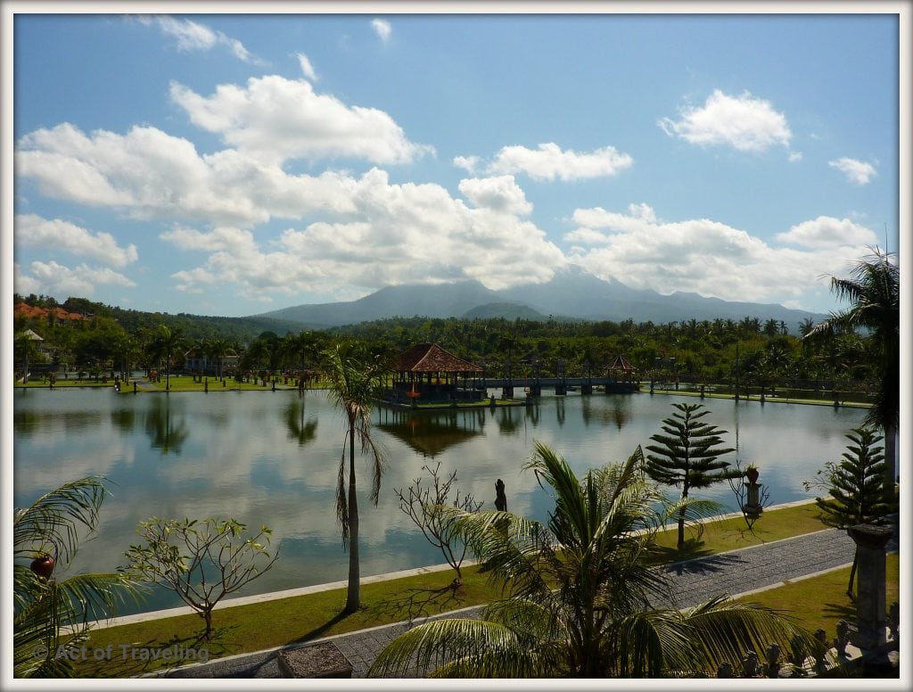 Travel Bali Water Palace