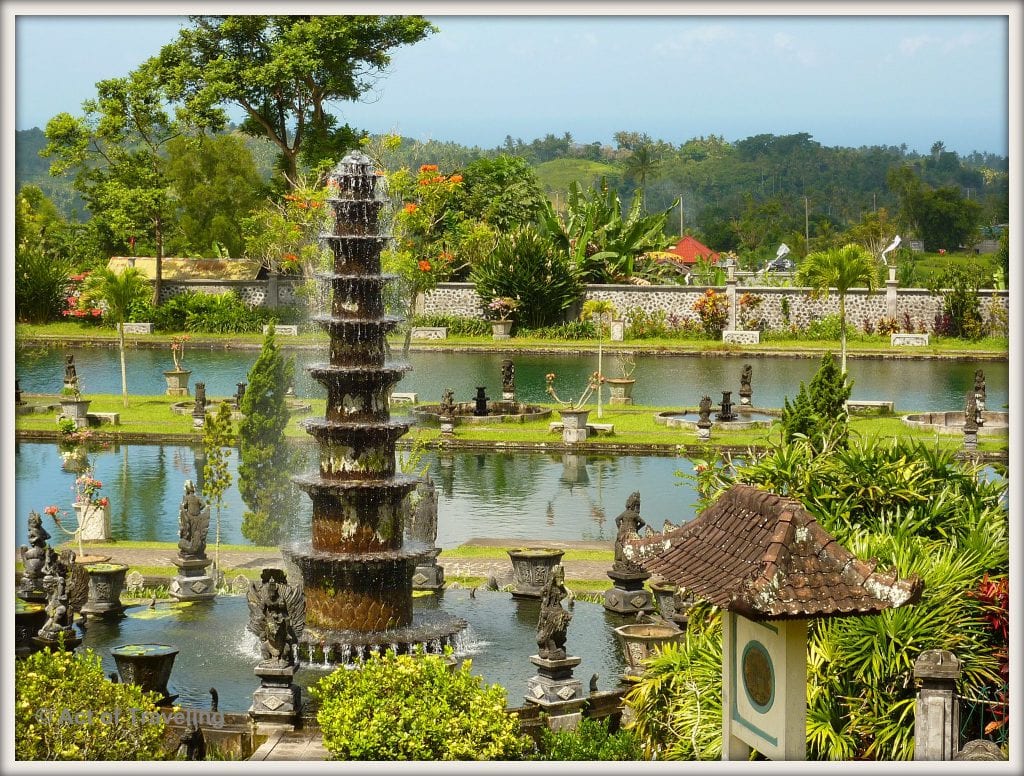 Travel Bali Water Palace