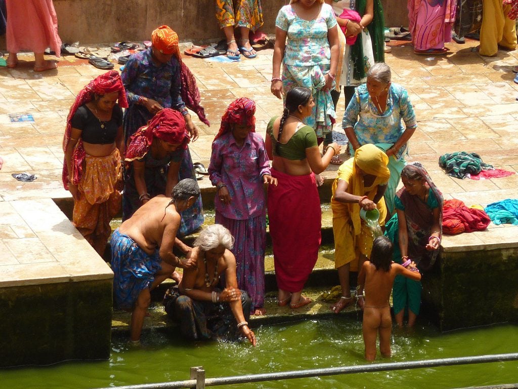 Bathing at Galta ji