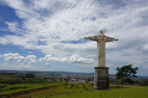 Christ statue Patrocinio